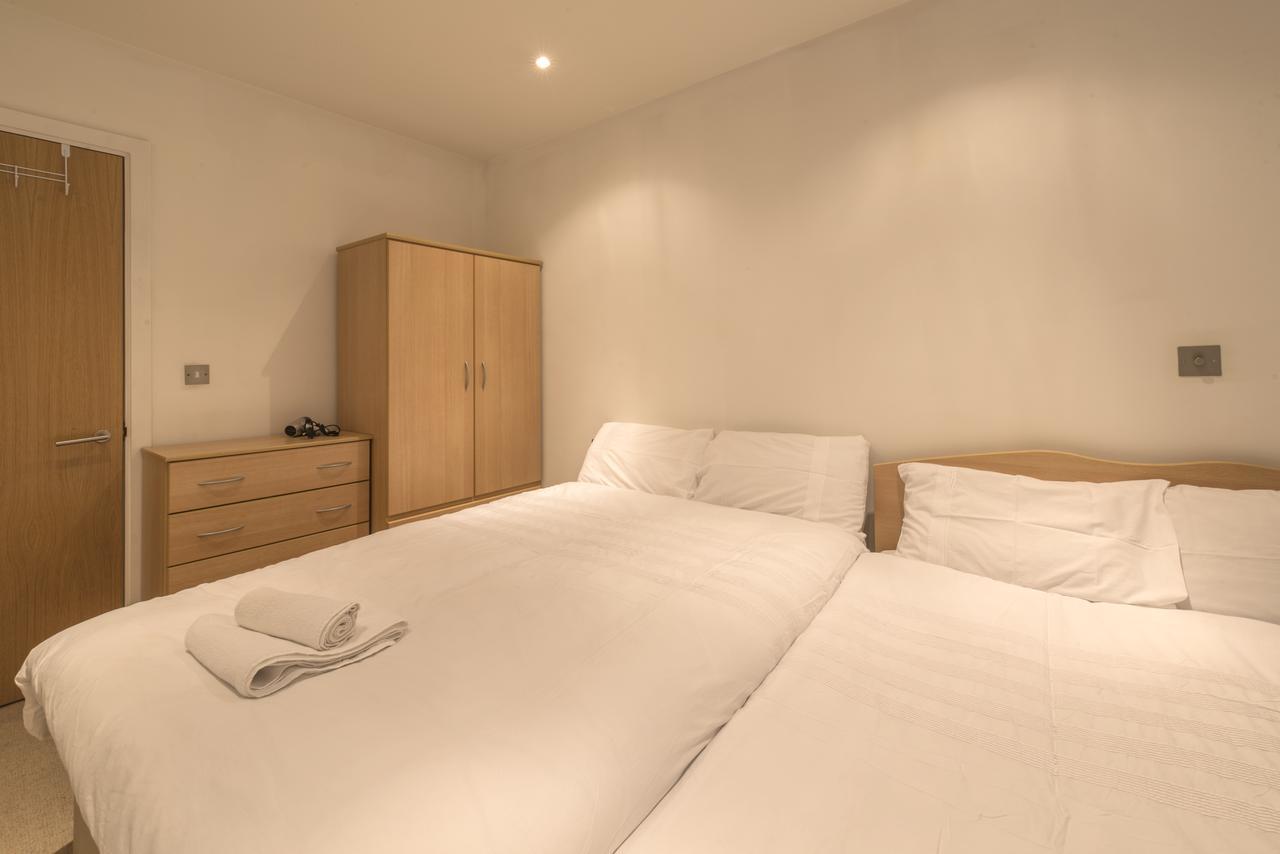 แมนเชสเตอร์ ยูนิเวอร์ซิตี้ Apartment ภายนอก รูปภาพ