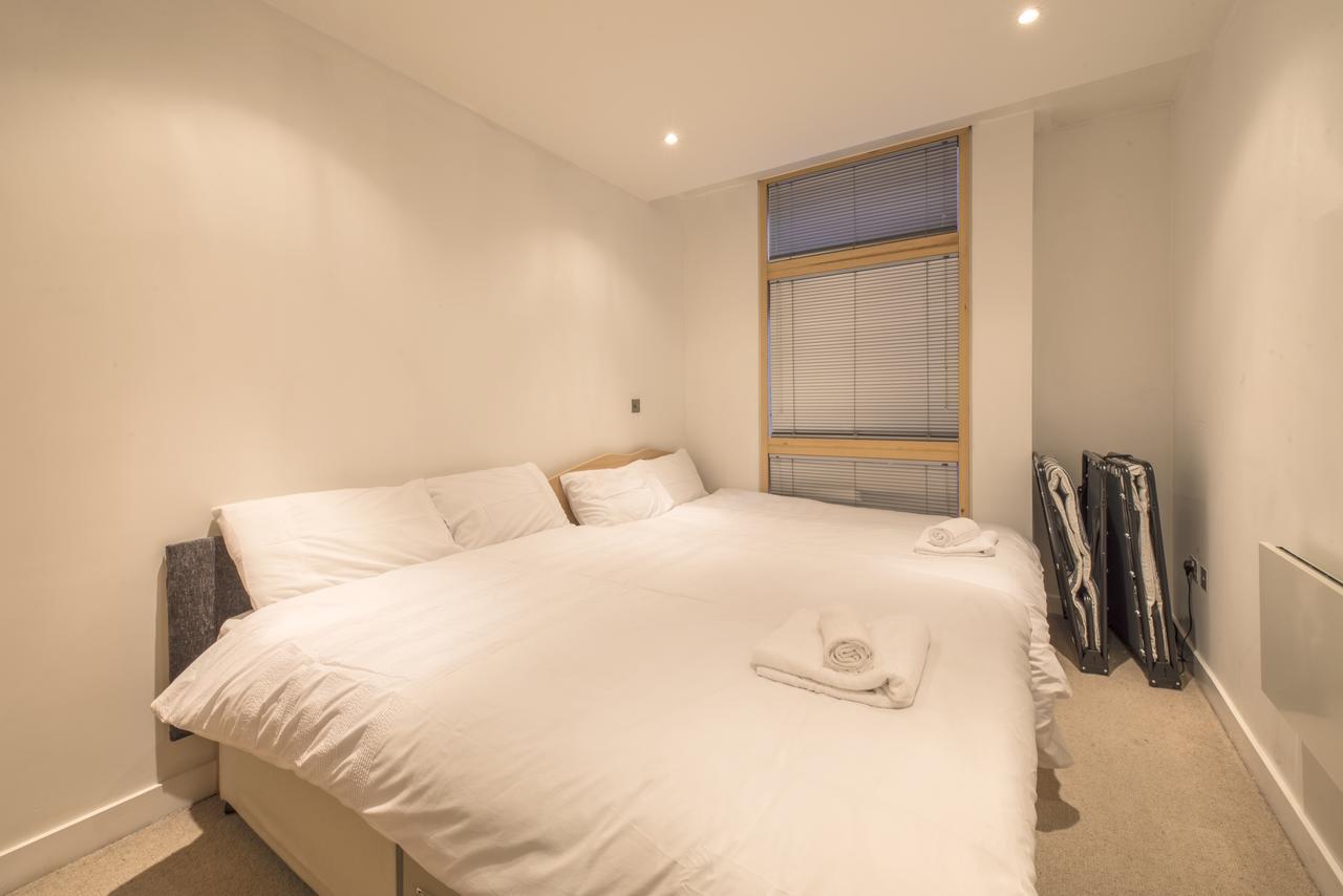 แมนเชสเตอร์ ยูนิเวอร์ซิตี้ Apartment ภายนอก รูปภาพ